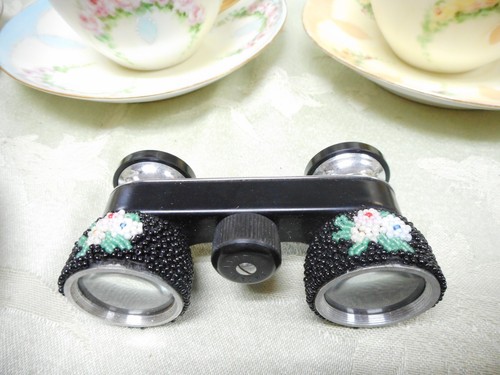 Micro Beaded Opera Glasses Binoculars - Picture 2 of 12