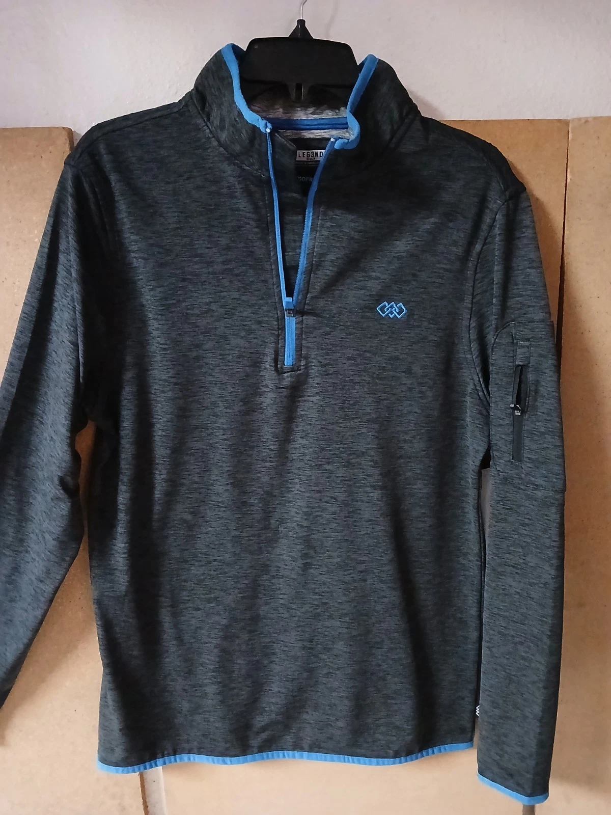 Leg3nd Golf Men's 1/4 Zip Pullover Sweater Fleece Lined Gray Heather Choose Size
Opens in a new wind