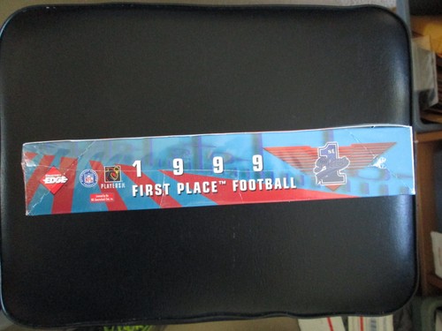 1999 COLLECTORS EDGE 1ST PLACE FOOTBALL UNOPENED 24 COUNT WAX BOX SEALED - Picture 4 of 6