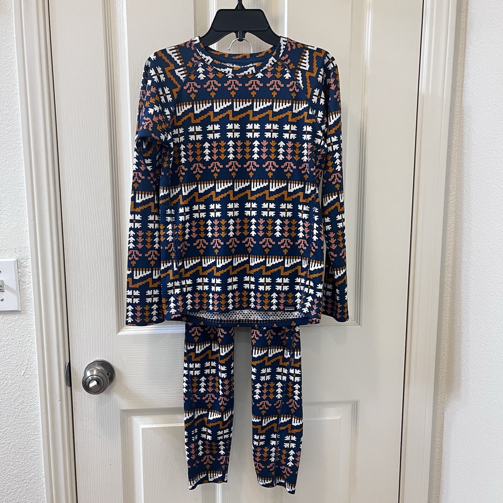 Patagonia Kids Capilene Midweight Crew Top and Pants Baselayer Set Size Large 12