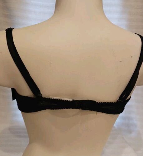 Reggiseno Frederick's Of Hollywood 18 pizzo sotto seno ferretto sollevamento sexy - Foto 3 di 5