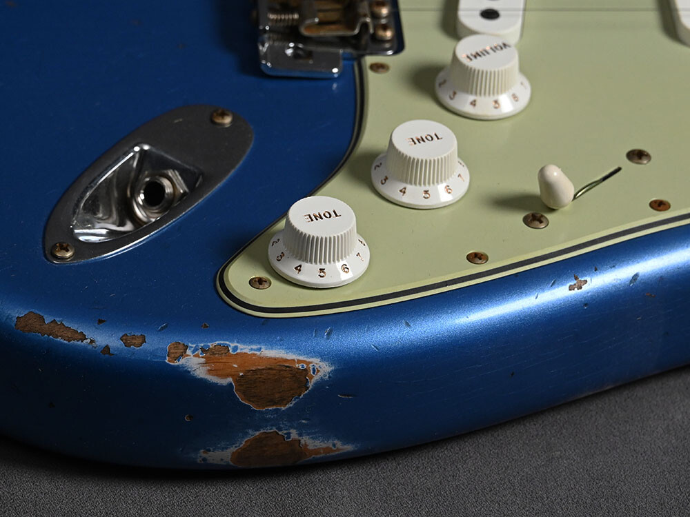 Fender Custom Shop Stratocaster 1962 Relic Lake Placid Blue Fender Custom Shop Stratocaster 1962 Relic Lake Placid Blue