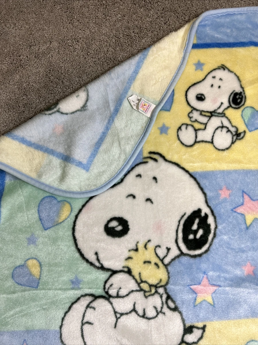 Baby Snoopy luxury plush fleece baby blanket blue yellow hearts stars Peanuts