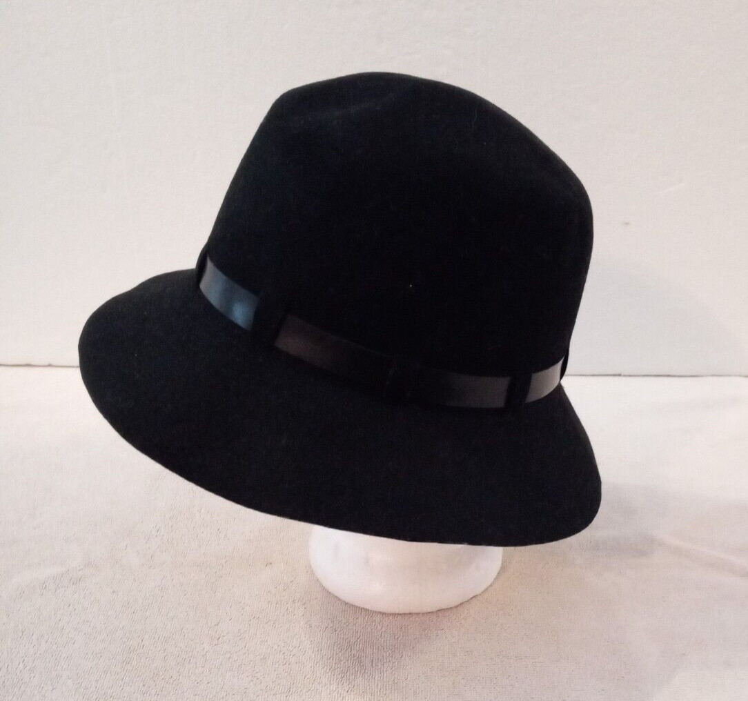 NINE WEST women's black bucket style fashion hat wool, felt