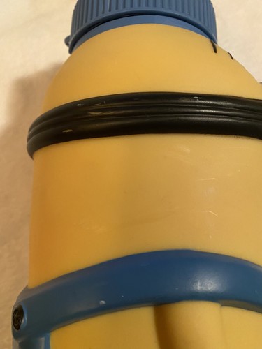 Despicable Me Trinkflasche Minion Mayhem Universal Studios 32oz Flip Strohhalm Film - Bild 12 von 12