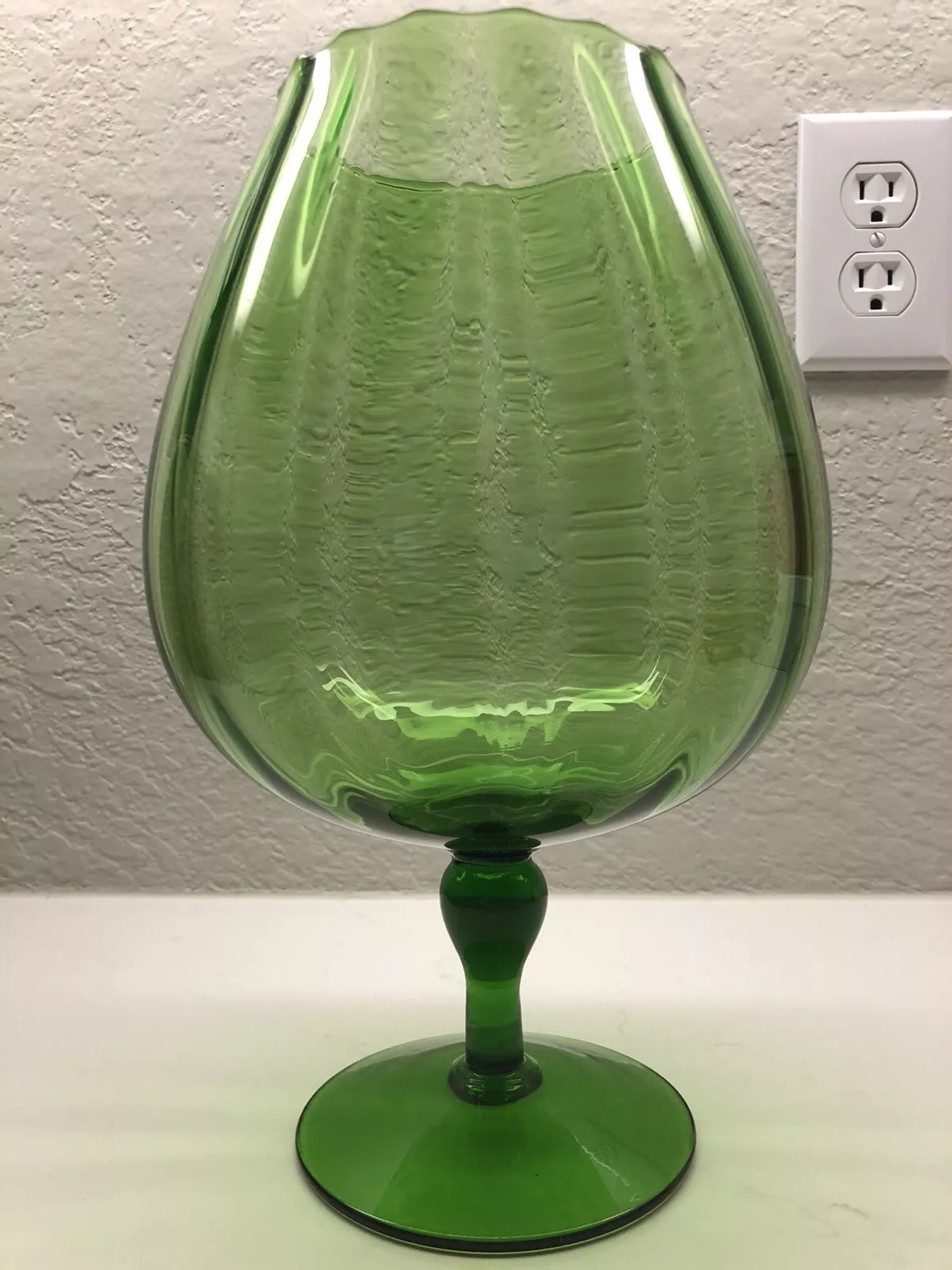 Picture 2 of 12