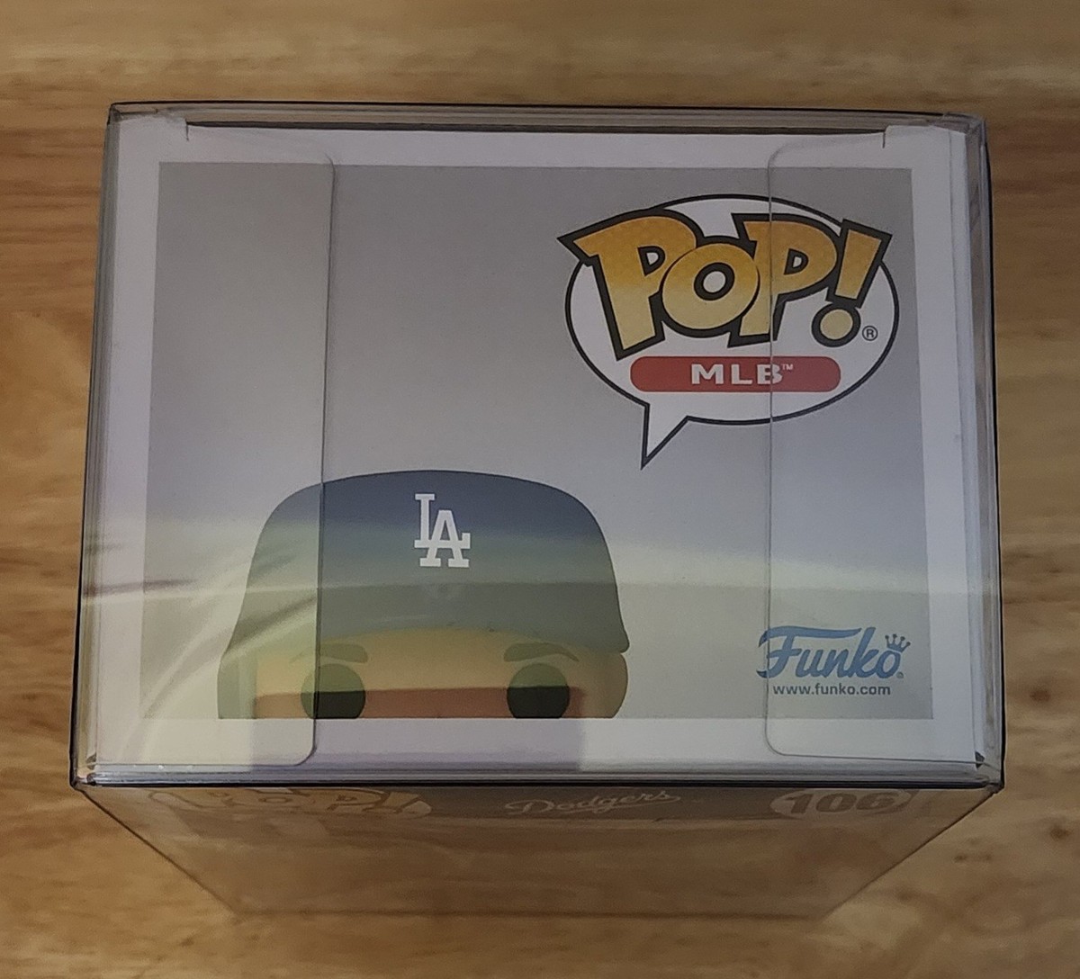 Funko Pop! MLB Shohei Ohtani #106 LA Dodgers with Pop Protector
