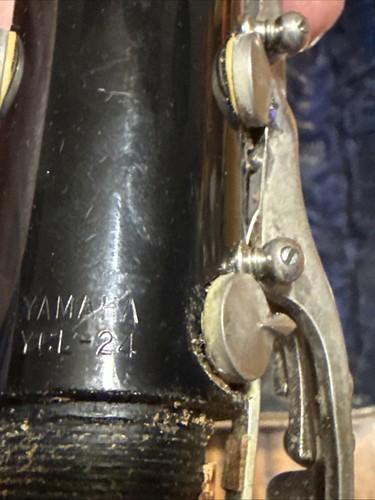 Clarinete Yamaha YCL-24 vintage con estuche rígido - Imagen 21 de 21
