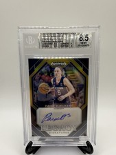 2024-25 Panini Prizm Draft Picks Legacy Signatures Paige Bueckers #/5 BGS 8.5