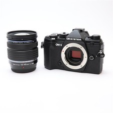 OM SYSTEM OM-5 Black  12-45mm F/4 PRO Lens Kit 296