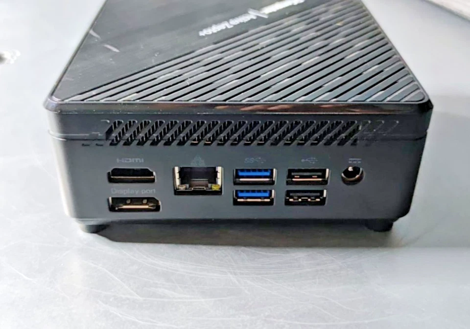 PC NUC SiComputer Activa Zepto+ Intel i5-10210U 1.60 GHz 8GB RAM 512 SSD - Immagine 4 di 4