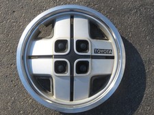 Vintage 1980 Toyota Corolla 13 Hubcap Wheel Cover 71588-0010
