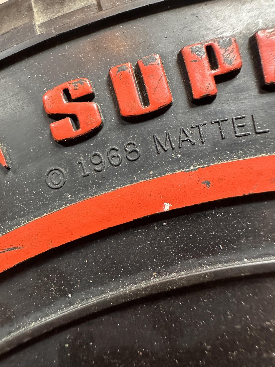 Vintage 1968 Hot Wheels 24 Car Super Rally Case By Mattel Tire