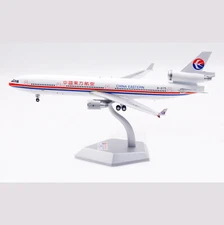 SQ Wings 1/200 China Eastern Airlines MD-11 B-2173 L2102 Aircraft Model Toy