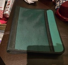 Durable 1.5  Rings Zippered 3 Ring Binder W/ Storage Compartments Green B13