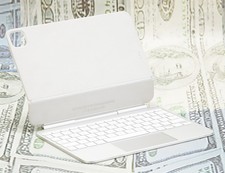 Apple Magic Keyboard for iPad Pro 11  inch MWR03LL/A M4  M5 A2975 White GCP2