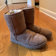 UGG Women s Brown Suede Shearling Lined Mid-C...