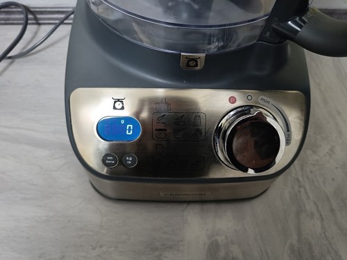 Kenwood MultiPro Express Weigh+ Compact Food Processor FDM71.450SS + Accessories - Picture 3 of 11
