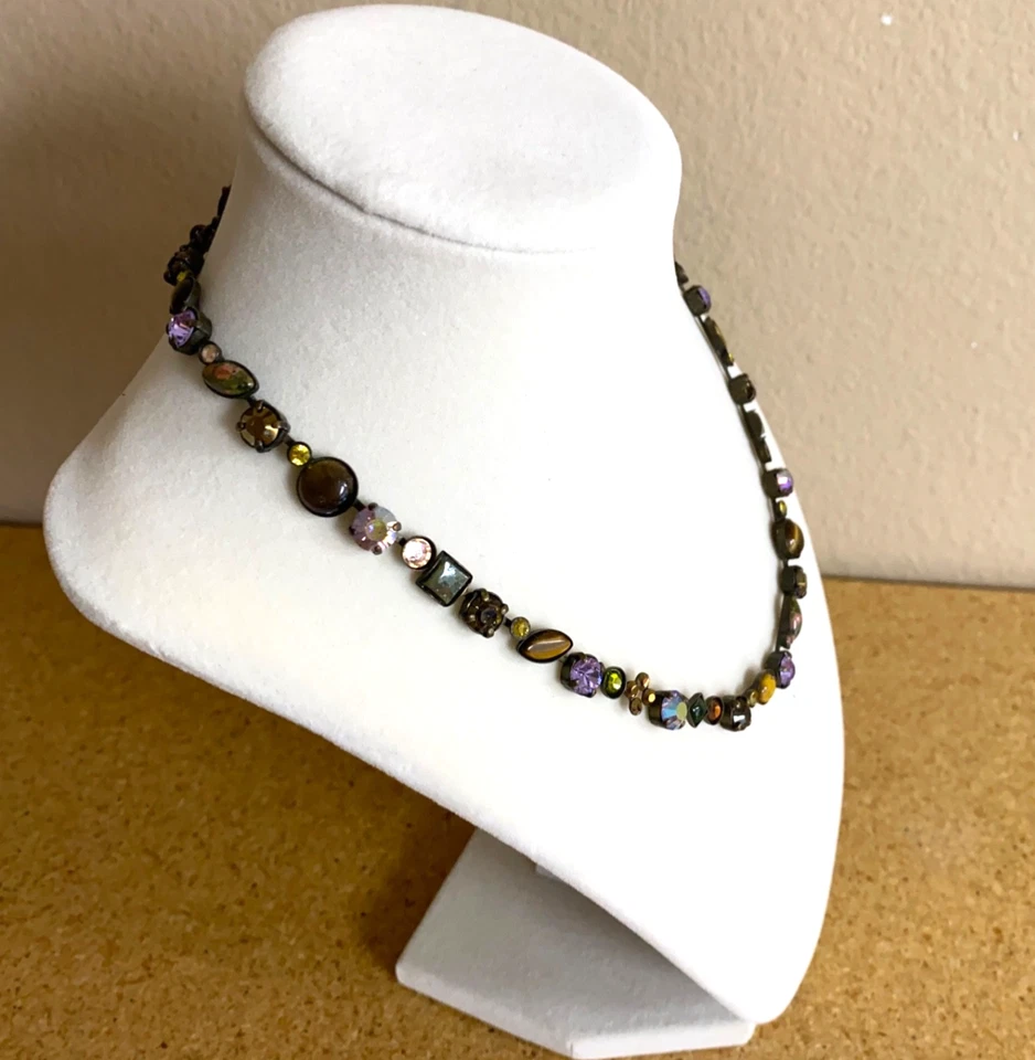 VTG Sorrelli Crystals & Stones Lovely Necklace In Brass Multicolor Lobster Clasp - Image 2 of 4