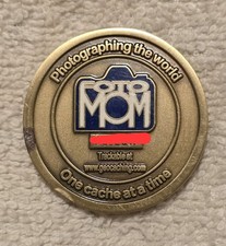 FotoMom Gold Tone Geocaching Geocoin Trackable