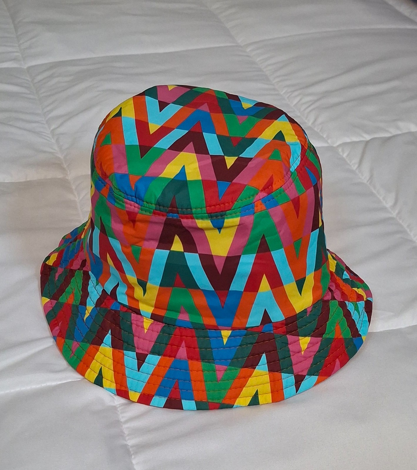 Authentic Valentino Bucket Hat Reversible Multico… - image 5