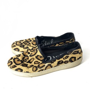 sam edelman becker leopard