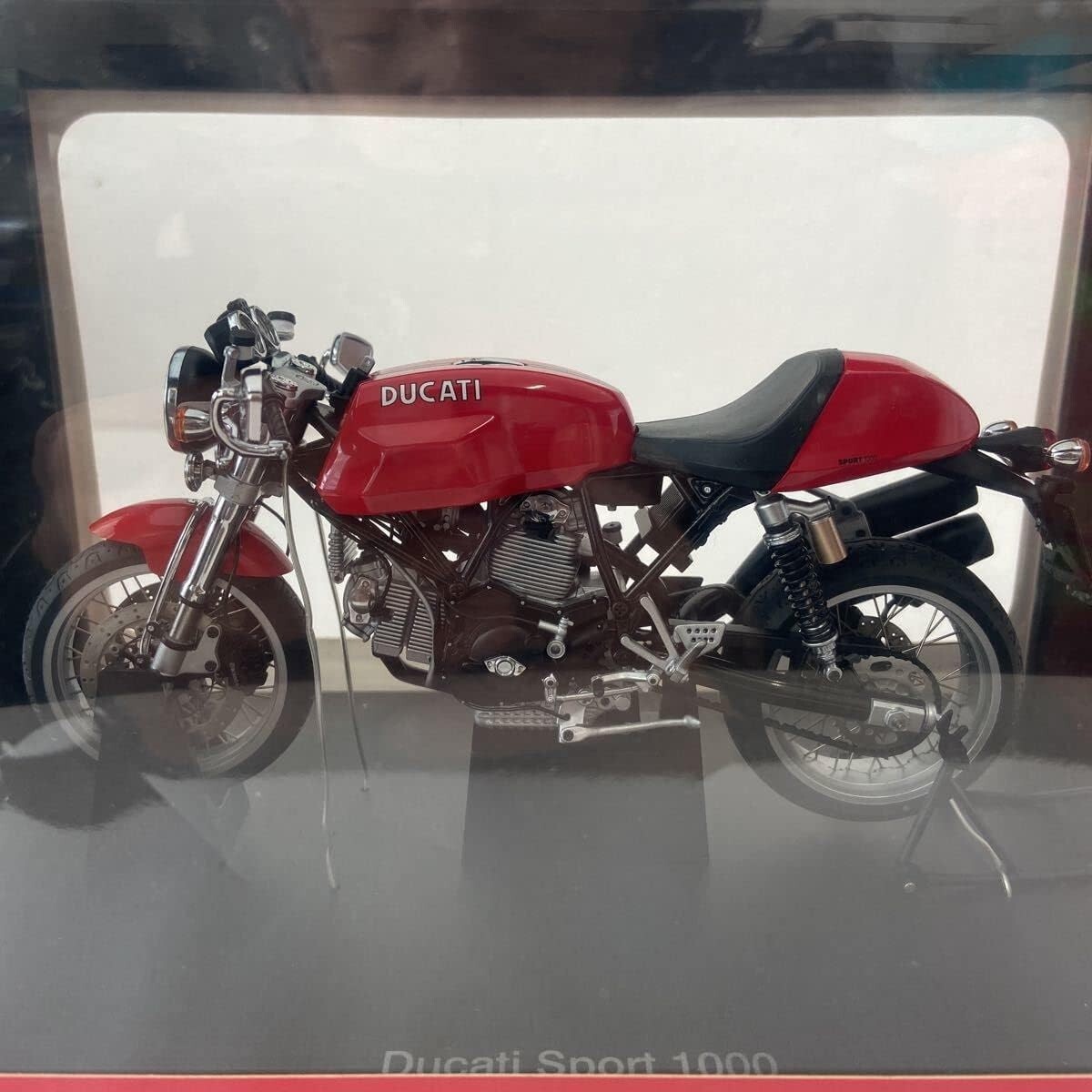Finished product AUTOart 1/12 Ducati Sport 1000 Red from Japan