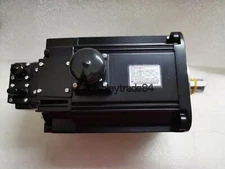 1PC New Yaskawa SGMRS-13A2A-YRA1 Servo Motor SGMRS13A2AYRA1