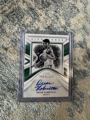 Oscar Robertson 2022-2023 Immaculate Collection Signatures #12 19/49