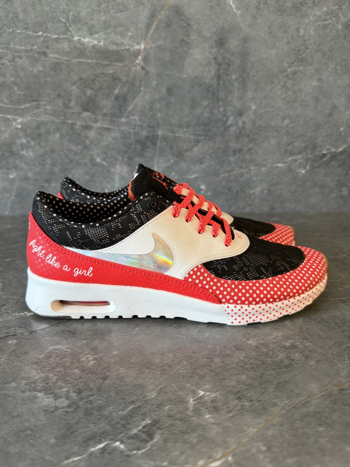 Nike Air Max Thea DM Doernbecher White Red Women's Size 10.5 726490-610
