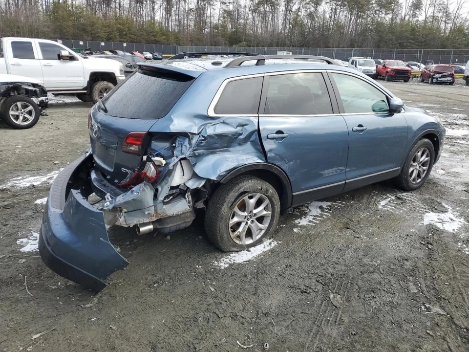 Wash Reservoir Fits 07-15 MAZDA CX-9 2487984 - Image 3 of 4