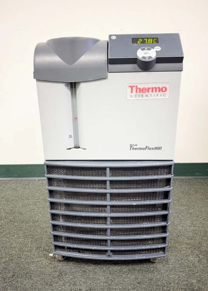Thermo Scientific NESLAB ThermoFlex 900 Recirculating Chiller - Image 2 of 4