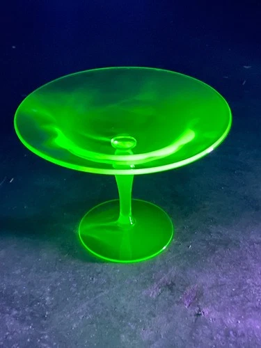 Green Depression Glass Compote - Uranium UV GLOWS 4 3/5in tall 6 1/4in wide