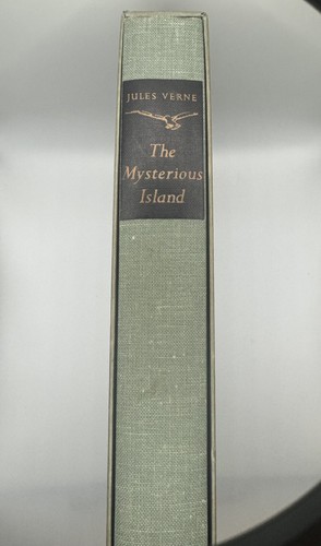 THE MYSTERIOUS ISLAND by Jules Verne 1959 Heritage Press Hardcover w/ Slipcase - Picture 1 of 7