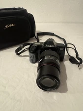 Minolta Maxxum 3000i SLR Camera With AF Zoom 70-210  1:4-5.6 lens with Bag