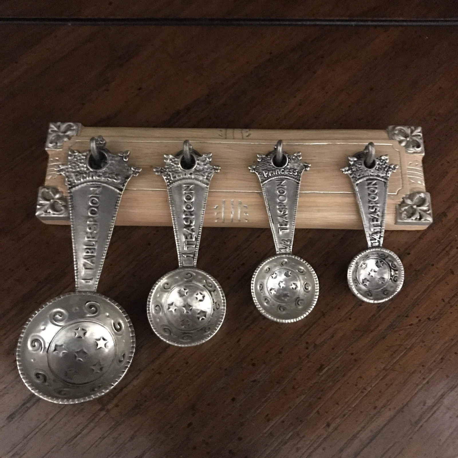 Vintage Hand Made Wall Mount Spoon Set PRINCESS Theme Pewter Gans?