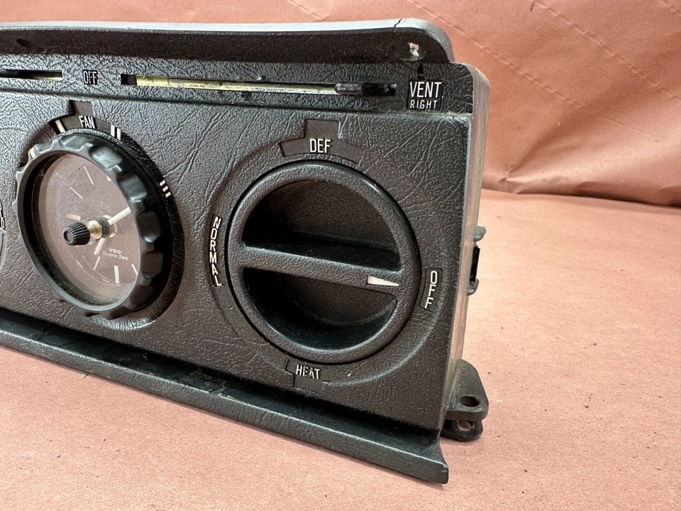 Interruptores y reloj del panel de control del calentador de aire acondicionado BMW E12 528I 530I FABRICANTE DE EQUIPOS ORIGINALES #79242 Foto 2 de 4