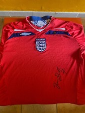 Maglia dell' Inghilterra autografata da Davide Beckham