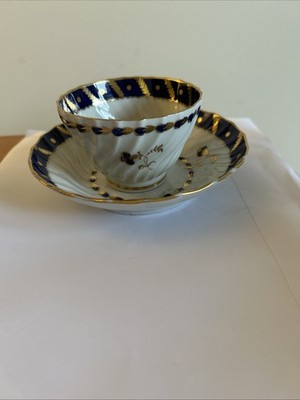 WORCESTER SPIRAL GERIFFELT BLAU & GOLD BLUMENZWEIGE TEESCHALE & UNTERTASSE UM 1790