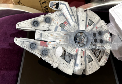 Code 3 Star Wars Millennium Falcon