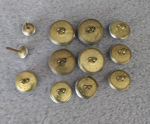 Lot de Boutons d'uniforme grenade officier d'infanterie T.W ET W Paris argenté - 第 23/24 張圖片