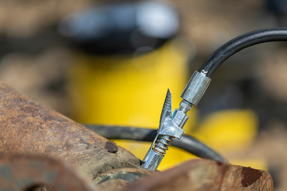 G. Gun Grease Gun - The frustration-free Grease Gun - Quick and Easy Greasing - Image 4 of 4