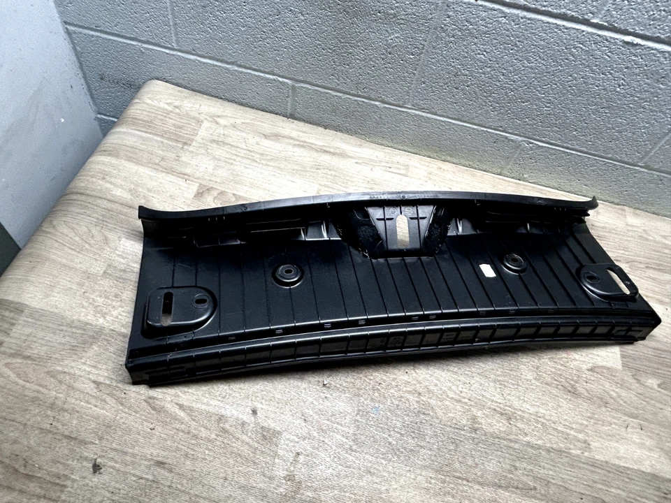 BMW 220I 225XI 230XI OEM 12-18 MALETERO TRASERO MALETERO PANEL CARGA UMBRAL CUBIERTA Foto 4 de 4