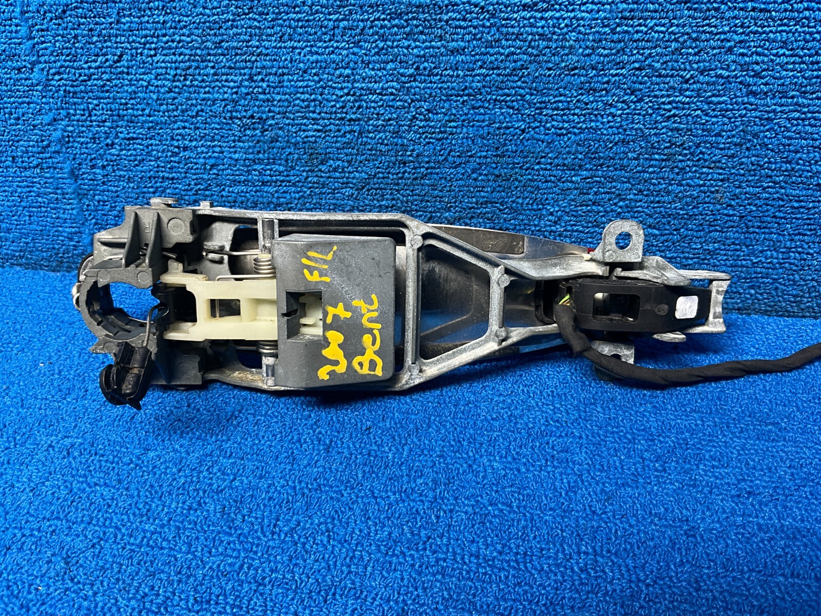 2007 - 2011 BENTLEY CONTINENTAL GTC FRONT LEFT DRIVER EXTERIOR DOOR HANDLE OEM