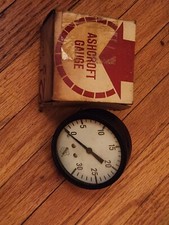 New Ashcroft T-1000 Pressure Gauge 2 1/2" Dial 0-30 PSI 1/4" NPT Back Mount