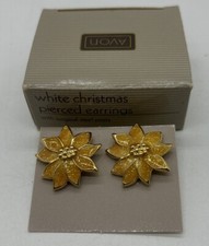 Vintage Avon White Christmas Pierced Earrings Yellow Poinsettia Goldtone In Box