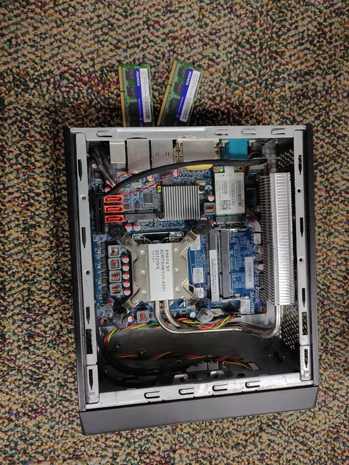 Shuttle XPC Computer Model No XH61V + AData Cards - Image 4 of 4