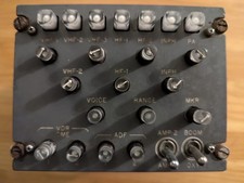 Boeing 747 VHF  Control Panel Gables G3021A