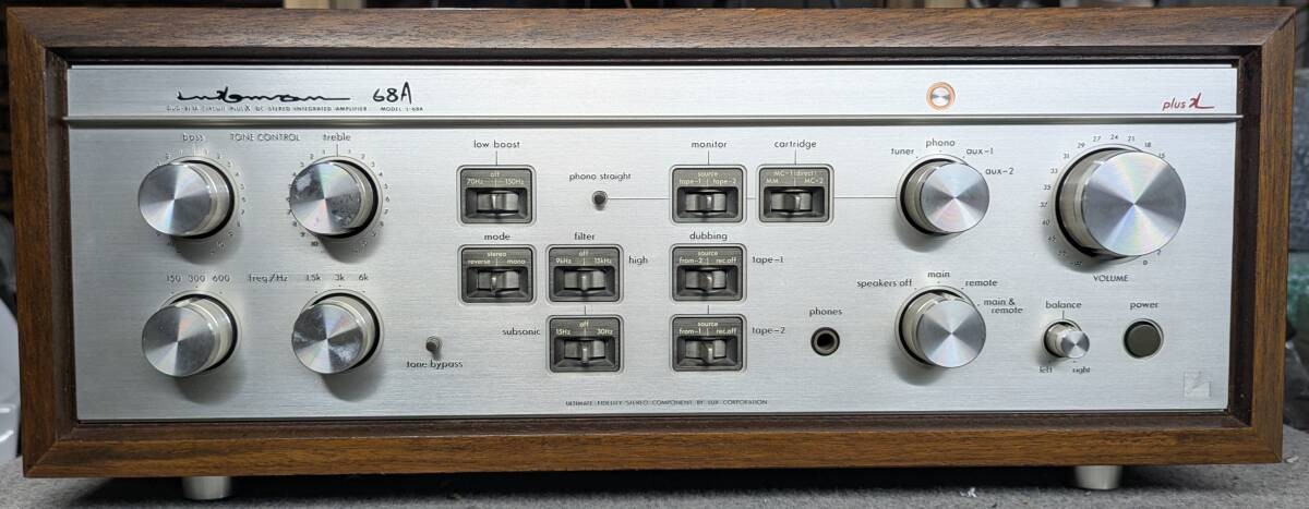 LUXMAN L-68A ラックスマン　プリメインアンプ 美品 MOSFET LUXMAN L-68A Stereo Integrated Amplifier w/ Spare