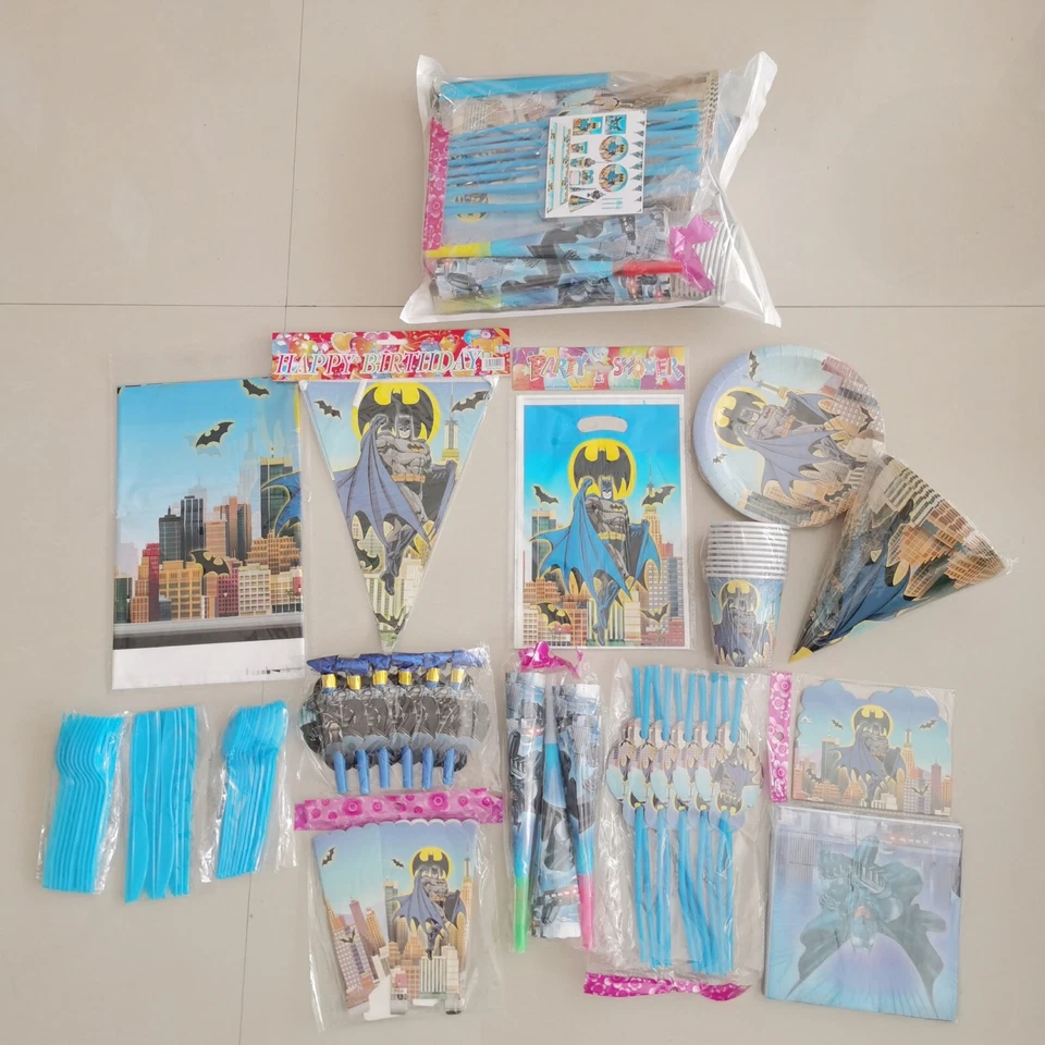 Batman birthday party supplies - Image 2 of 2